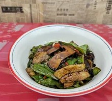 Stir-fried Chanterelle Mushrooms