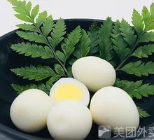 Hand-剥 Quail Eggs