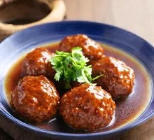 Braised Pork Meatballs