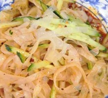 Hand-Kneaded Noodles