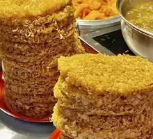 Golden Deep-Fried Egg Roll