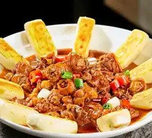 Stuffed Flatbread with Young Chicken