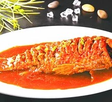 Braised Large Carp in Yellow Sauce