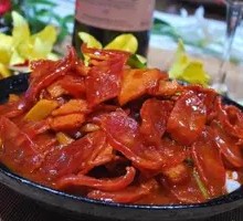Cantonese腊味 Baozi Rice in Clay Pot
