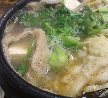 Lotus Root Stuffed with Pork in Clay Pot