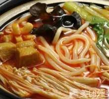 Signature Crossing-the-Bridge Rice Noodles