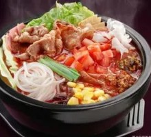 Snowflake Beef Hot Pot Rice Noodles