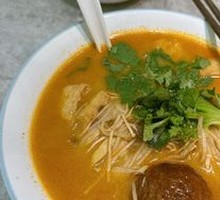 Hong Kong-style Thick Sauce Rice Noodles