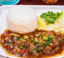 Sauce-Braised Beef Rice