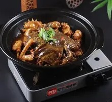 Softshell Turtle Stewed with Free-range Chicken
