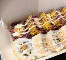 招牌黑金脆寿司