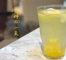 Ice Passion Fruit Pineapple Soda