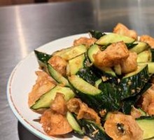 Cucumber with Fried Dough Sticks