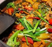 Huya's Signature Chicken Stir-Fry