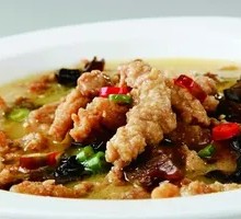 Sour Soup with Crispy Pork