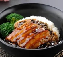 Braised Pork Belly with Preserved Vegetable Rice