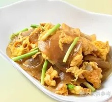 Stir-fried Rice Noodles with Eggs