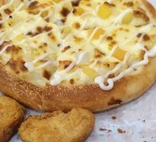 Single-Portion Peach Fruit Pizza