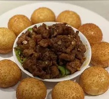 Beef-filled Small Flatbread