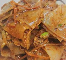 Spicy Stir-Fried Noodles