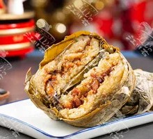 Lotus-Leaf Wrapped Sticky Rice Chicken