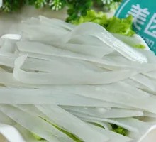 Wide Noodle with Meat