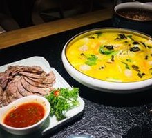 Premium Sour Fish with Pickled Cabbage