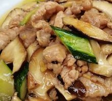 Stir-Fried Pork with Mushrooms