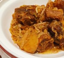 Pork Bone Stew with Sour Cabbage