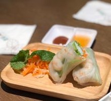 Vietnamese Black Tiger Shrimp Rice Paper Rolls
