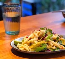 Vietnamese Sour Spicy Chicken Feet