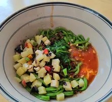 Vegetarian Stir-Fried Noodles with Sauce