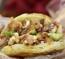 Oil Twist with Pork Head Meat