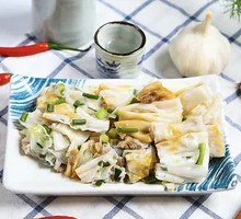 Egg and Meat Rice Noodle Roll
