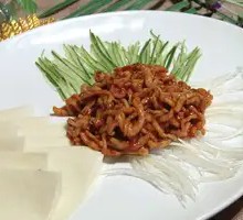 Beijing-style Shredded Pork in Soy Sauce