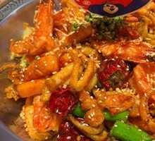 Fresh Shrimp and Squid Hot Pot