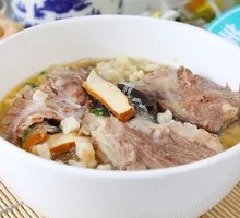 Premium Lamb Soup with Flatbread