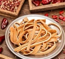 Shredded Tofu with Noodles