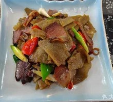 Potato Pancake Stir-fried with Preserved Pork