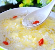 Egg Sweet Rice Balls in Fermented Rice Wine Soup