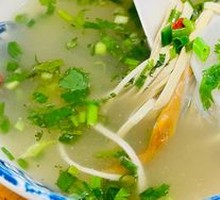 Simmered Beef Bone Soup