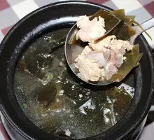 Pork Rib and Kelp Stew