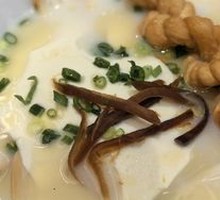 Fengxiang Tofu Flower Noodle Soup