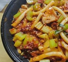 Spicy Kimchi Chicken Fried Rice Noodles