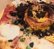 Italian Snowball Cheese Meaty Pizza