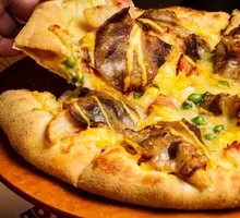 Crawfish Pizza