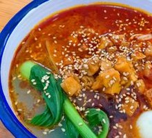 Spicy Rice Noodle in Pot