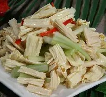 Celery with Tofu Skin