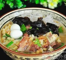 Premium Beef Noodle Soup with Cola
