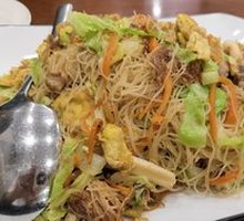 Stir-Fried Rice Noodles